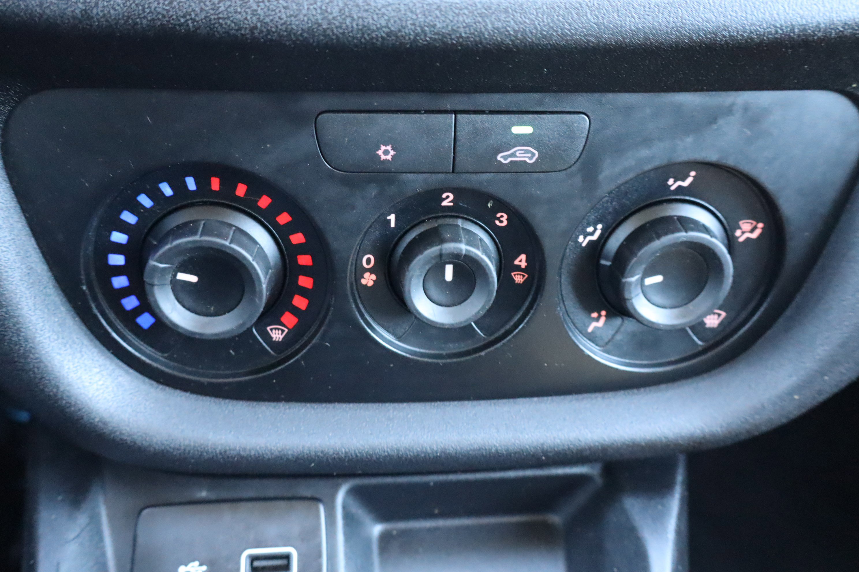 Used 2021 RAM ProMaster City Tradesman image 25