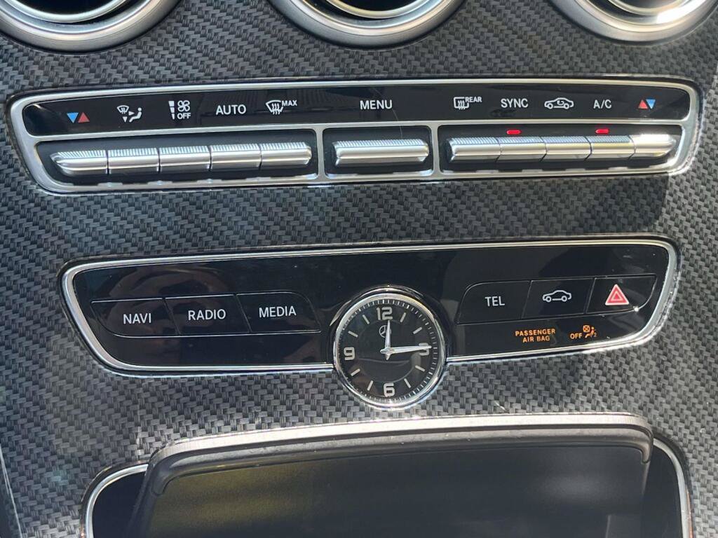 Used 2021 Mercedes-Benz C 300 4MATIC Sedan image 24