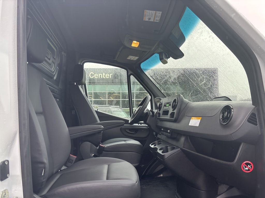 New 2026 Mercedes-Benz Sprinter 2500 image 28