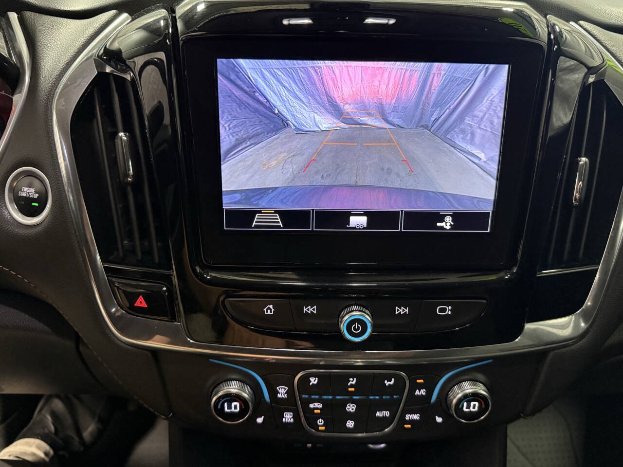 Used 2020 Chevrolet Traverse LT w/ LPO, Floor Liner Package AWD/4WD image 21