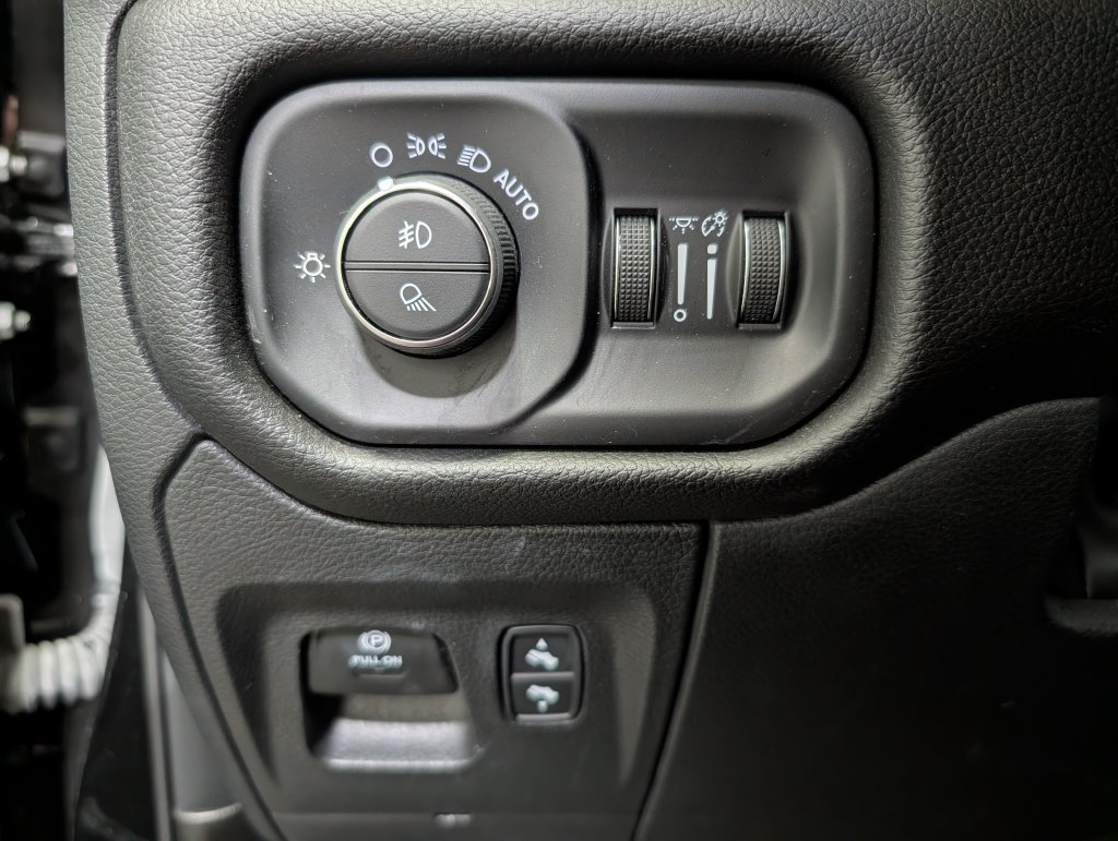Used 2025 RAM 1500 Big Horn AWD/4WD image 20
