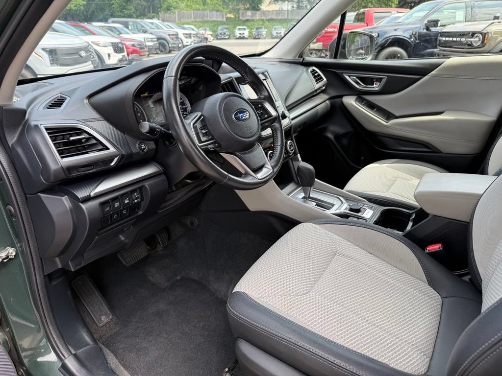 Used 2023 Subaru Forester Premium AWD/4WD image 22