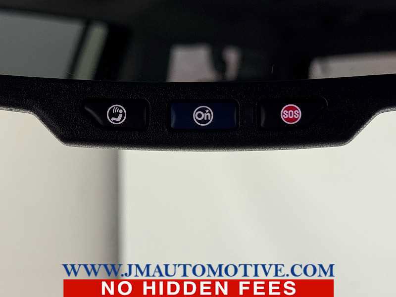 Used 2018 Chevrolet Suburban LT AWD/4WD image 40