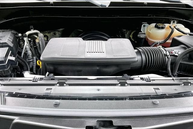 Used 2024 GMC Yukon XL Denali AWD/4WD image 9