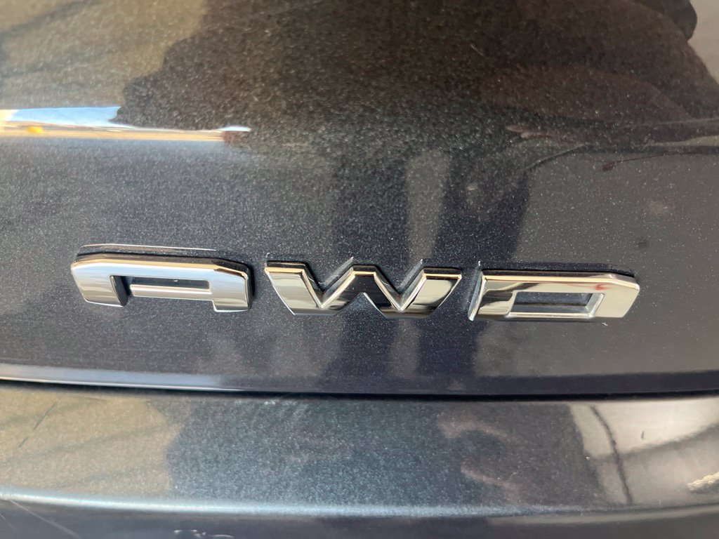 Used 2022 GMC Acadia Denali AWD/4WD image 47
