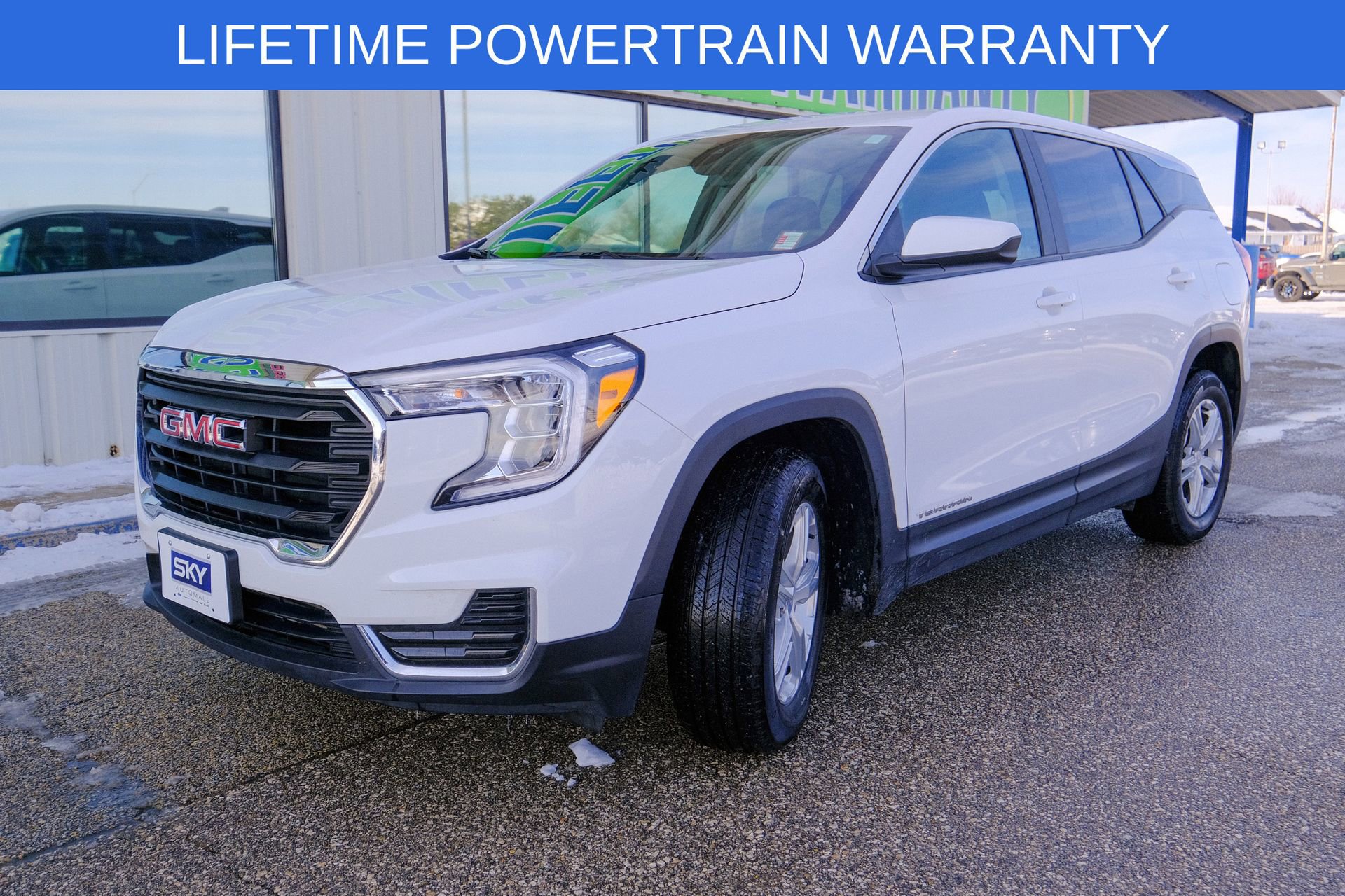 Used 2024 GMC Terrain SLE