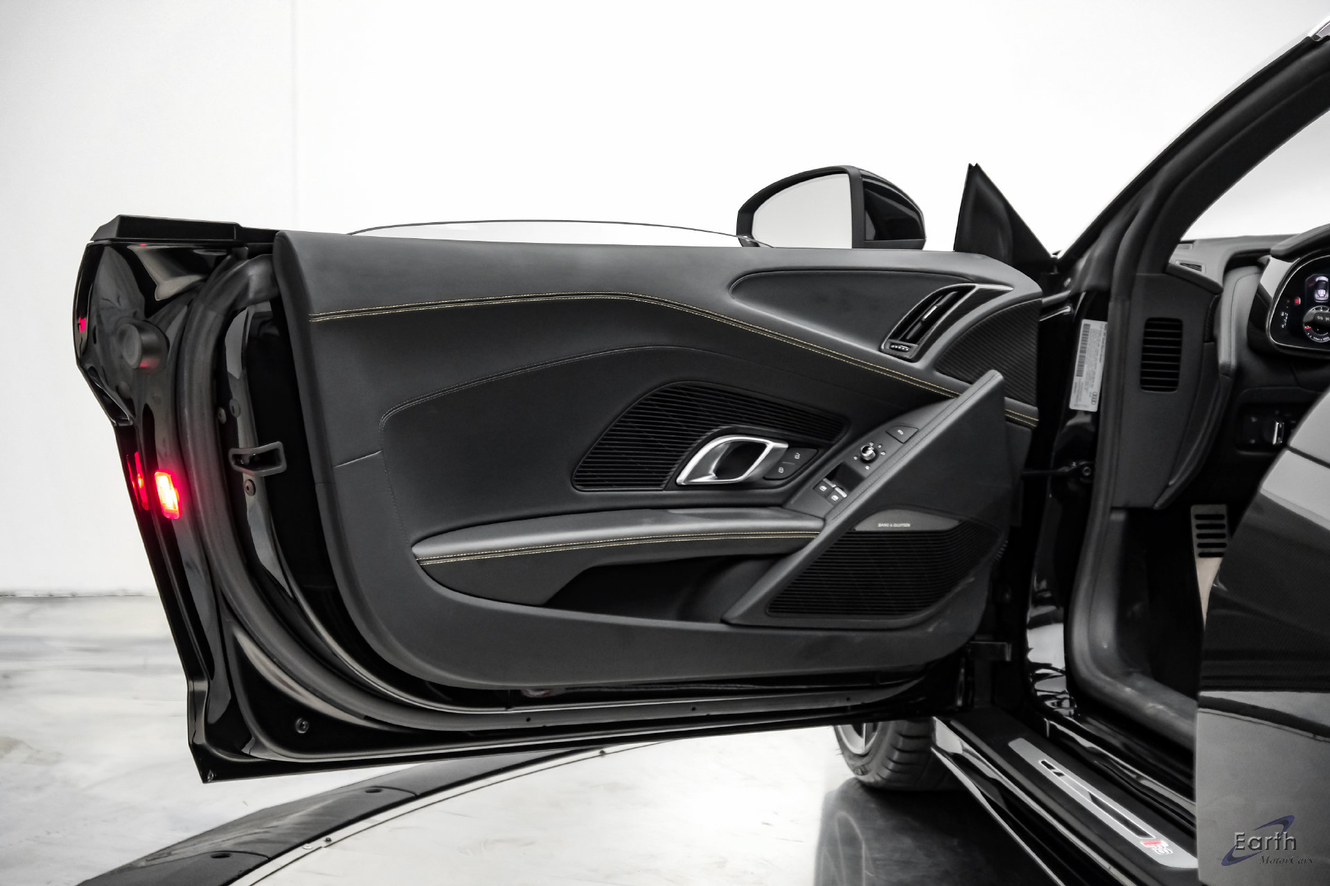 Used 2023 Audi R8 V10 performance RWD image 92
