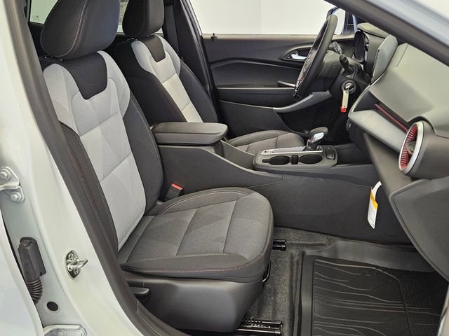 New 2026 Chevrolet Trax RS w/ Sunroof Package image 13