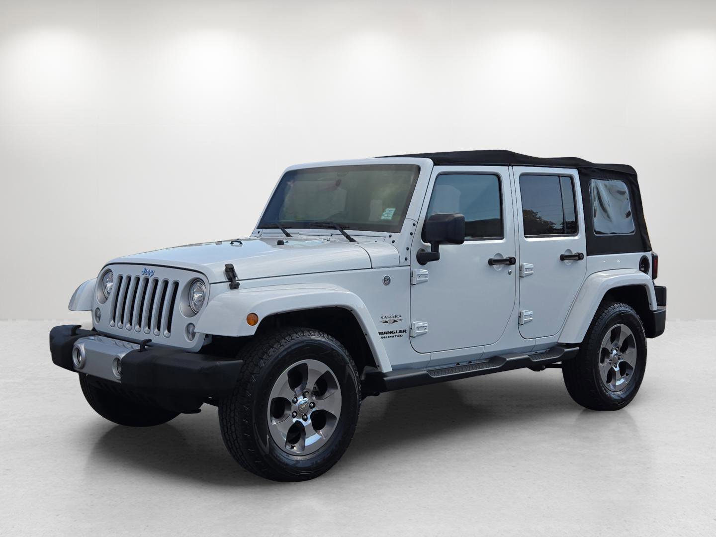 Used 2017 Jeep Wrangler Unlimited Sahara w/ Connectivity Group image 1