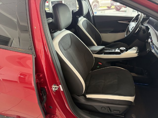 Used 2023 Kia EV6 GT-Line w/ GT-Line Suede Seat Package AWD/4WD image 19