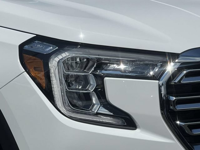Used 2023 GMC Terrain SLT AWD/4WD image 8