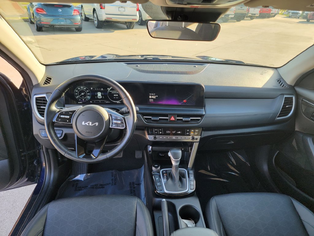 Used 2024 Kia Seltos EX AWD/4WD image 17