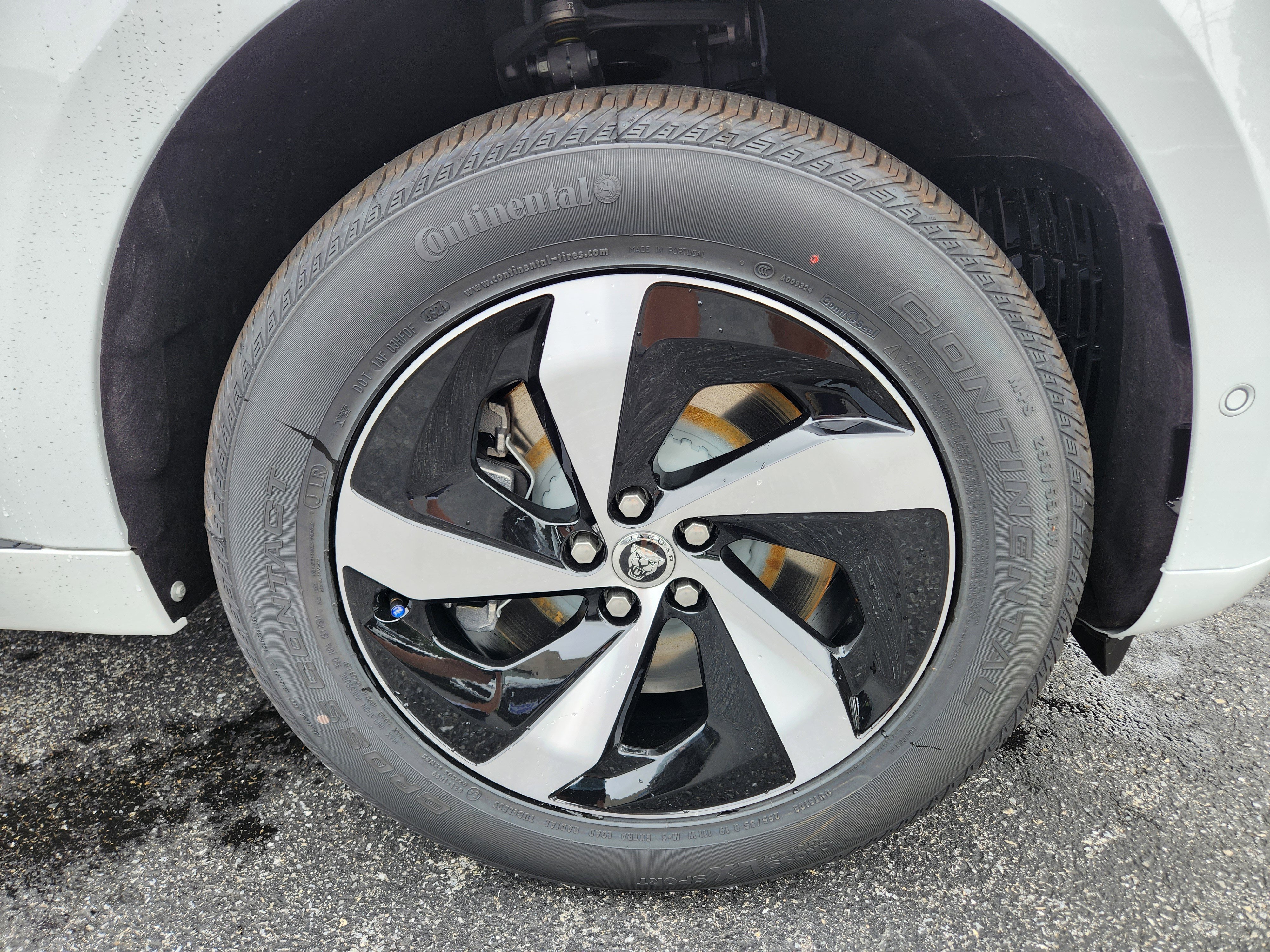 New 2026 Jaguar F-PACE R-Dynamic S image 5