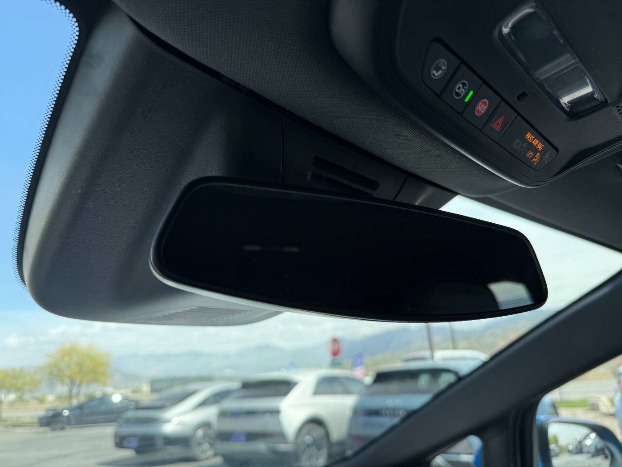 Used 2024 Chevrolet Equinox EV LT w/ LPO, All-Weather Mat Package image 38