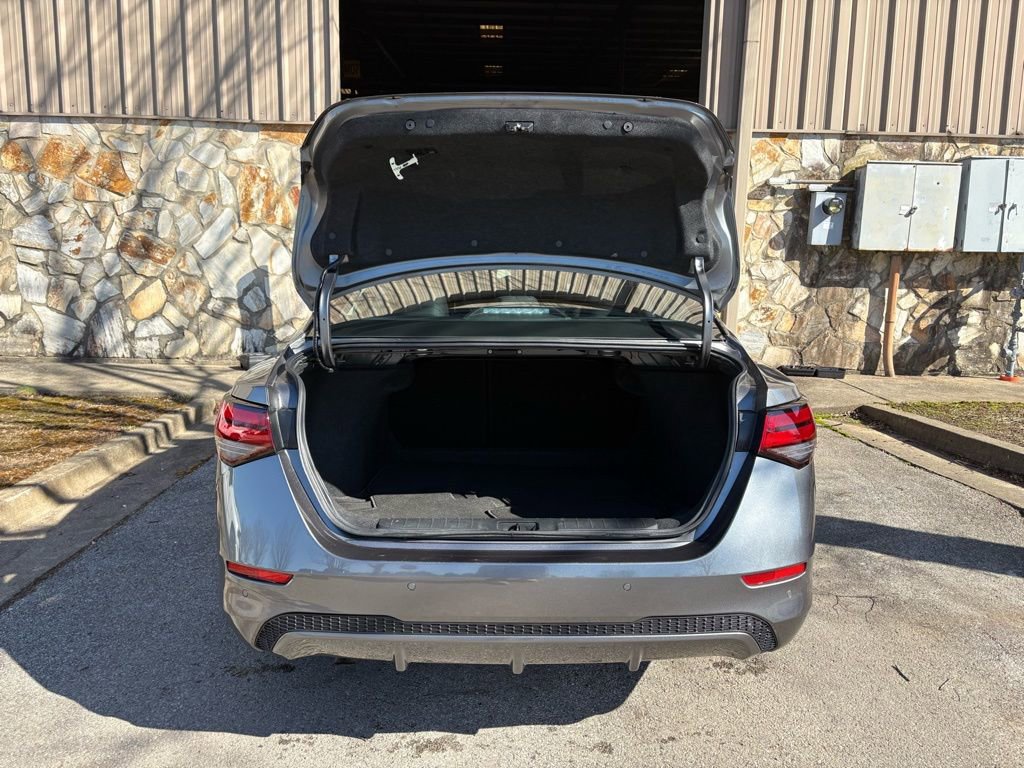 Used 2025 Nissan Sentra SV image 14