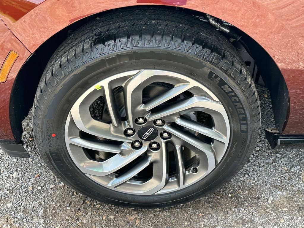 New 2027 Lincoln Navigator Reserve AWD/4WD image 5