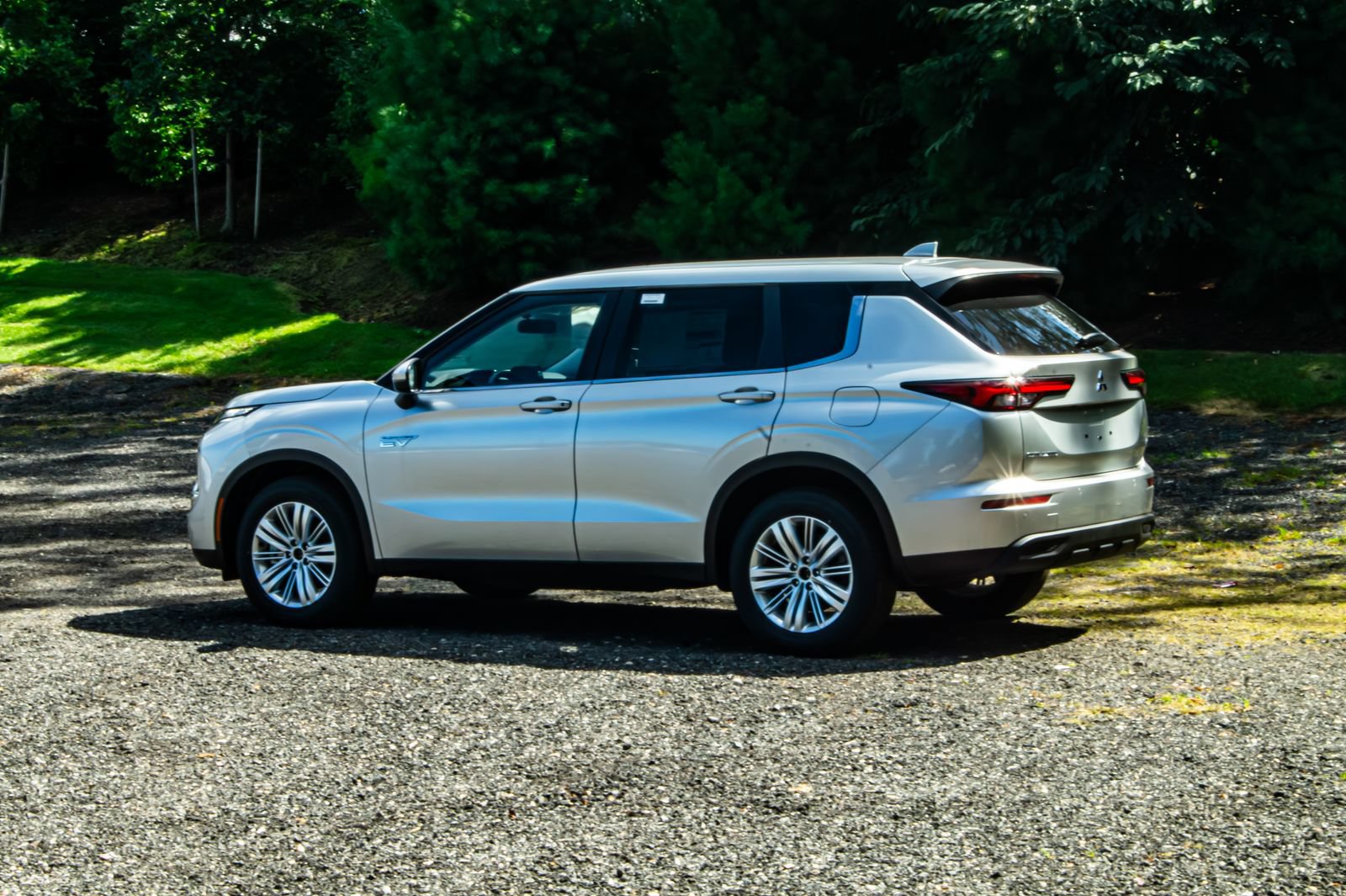 New 2025 Mitsubishi Outlander ES AWD/4WD image 5