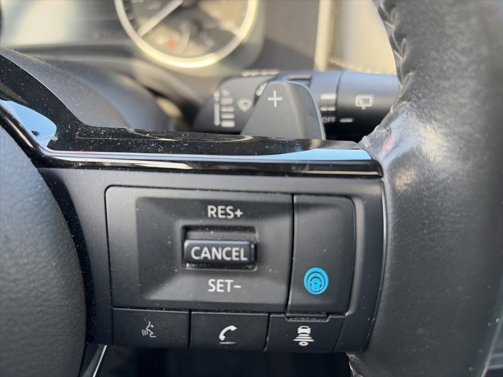 Used 2023 Nissan Rogue SL w/ SL Premium Package image 34