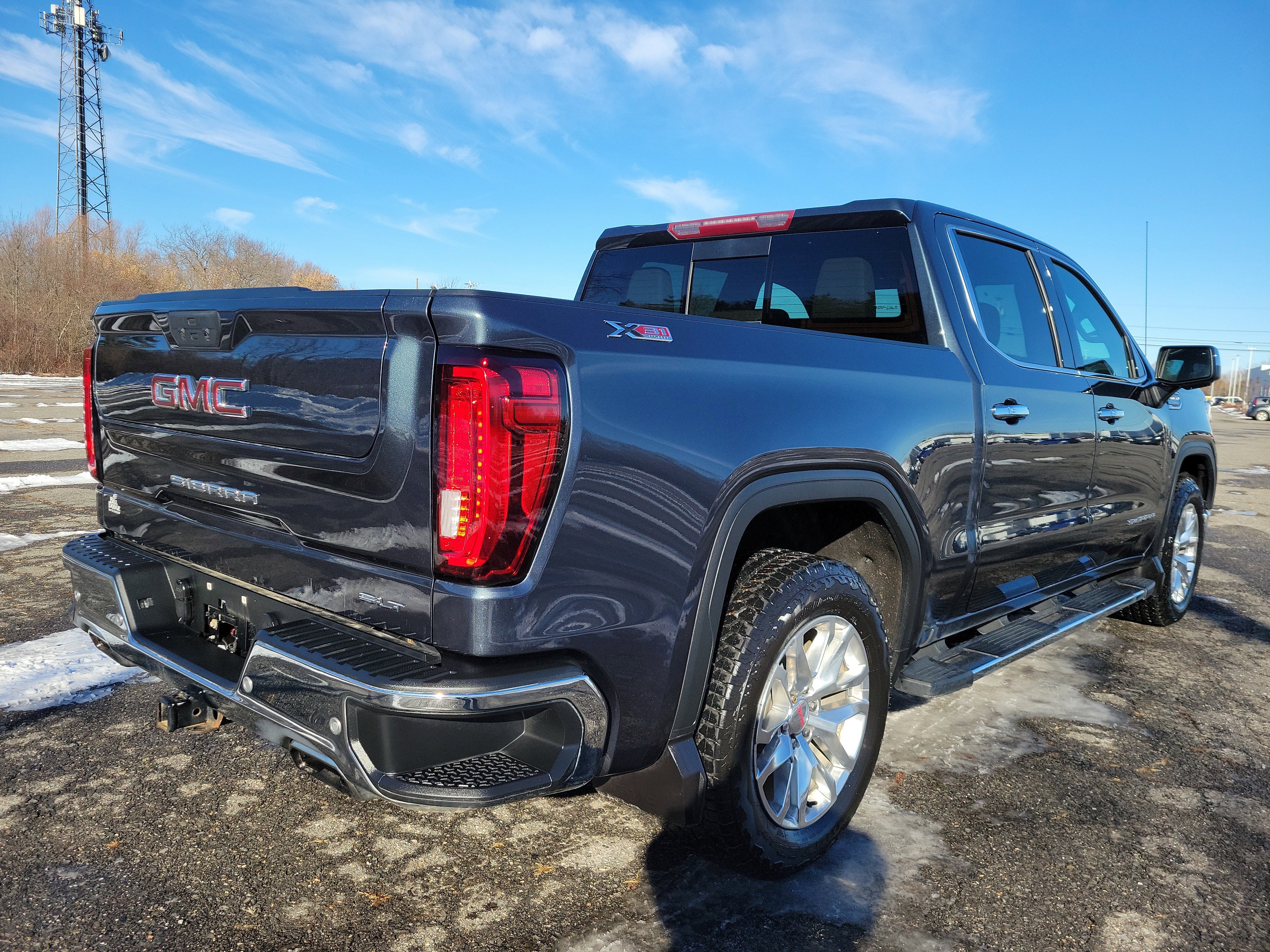Used 2020 GMC Sierra 1500 SLT w/ SLT Premium Package image 5