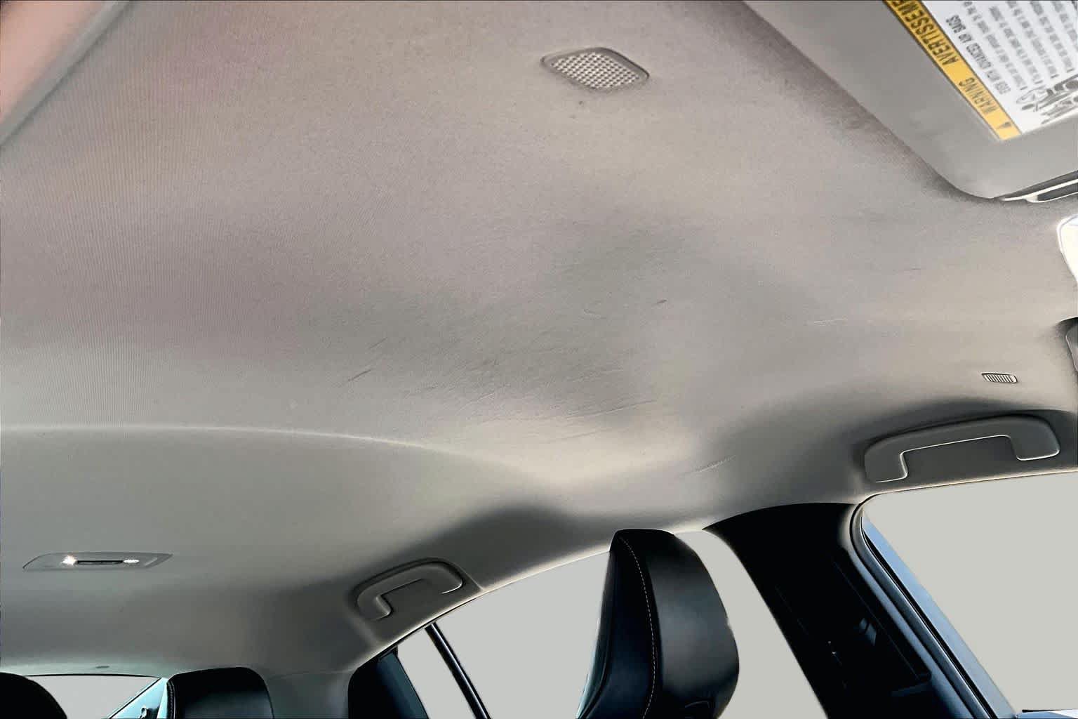 Used 2024 Toyota Prius XLE FWD image 13
