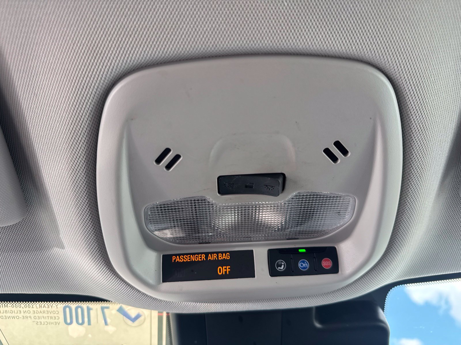 Used 2025 Chevrolet Trax LT FWD image 29