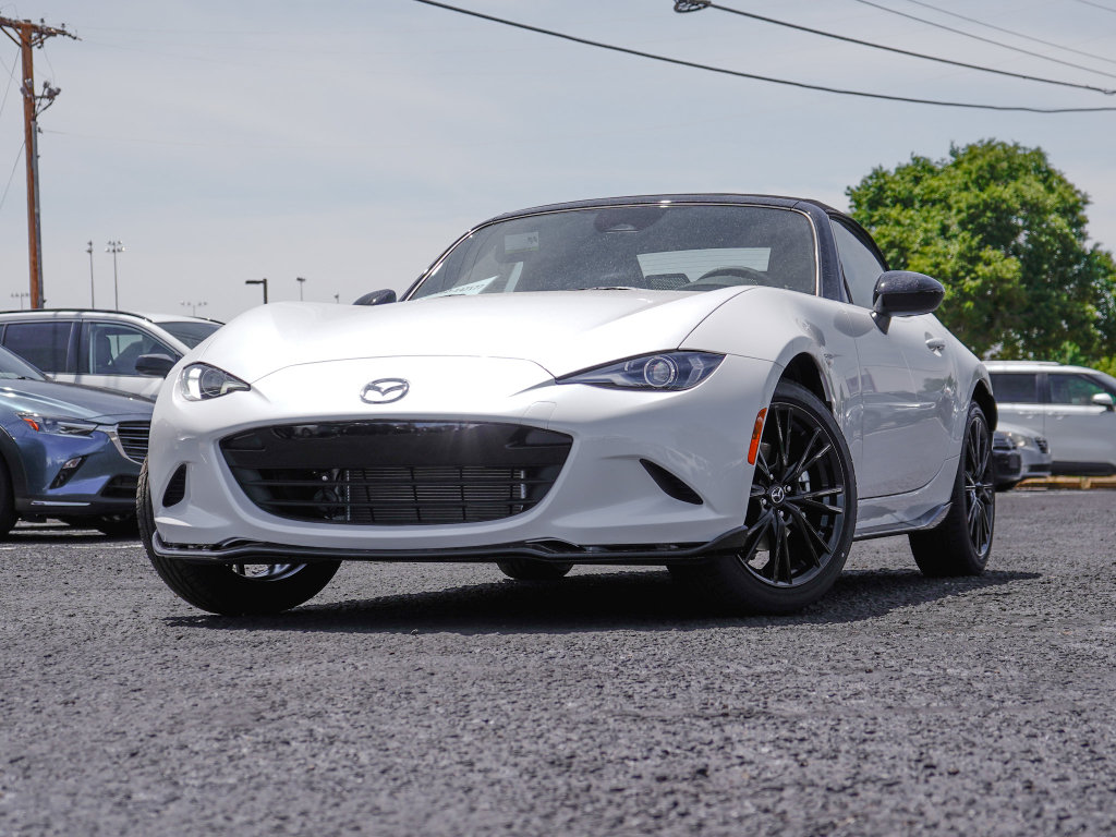 New 2026 MAZDA MX-5 Miata Club w/ Appearance Package