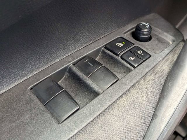 Used 2023 Toyota Corolla LE FWD image 21