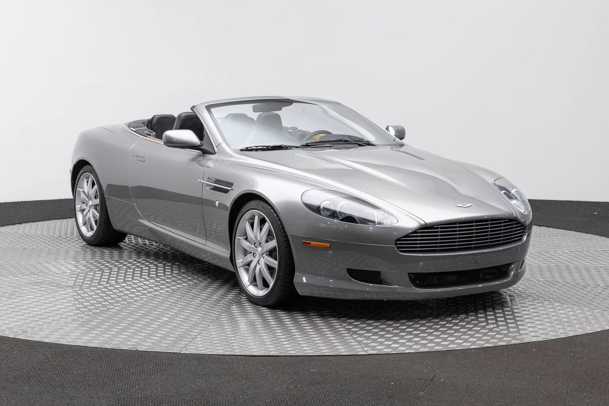Used 2006 Aston Martin DB9 Volante RWD image 4