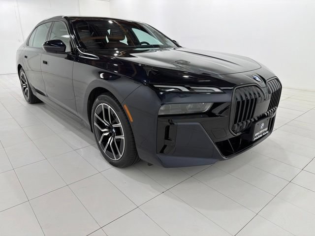 Certified 2024 BMW 740i xDrive w/ Premium Package 2 AWD/4WD image 7