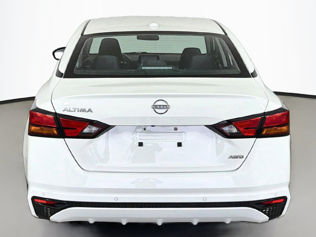 Used 2025 Nissan Altima 2.5 SV AWD/4WD image 11