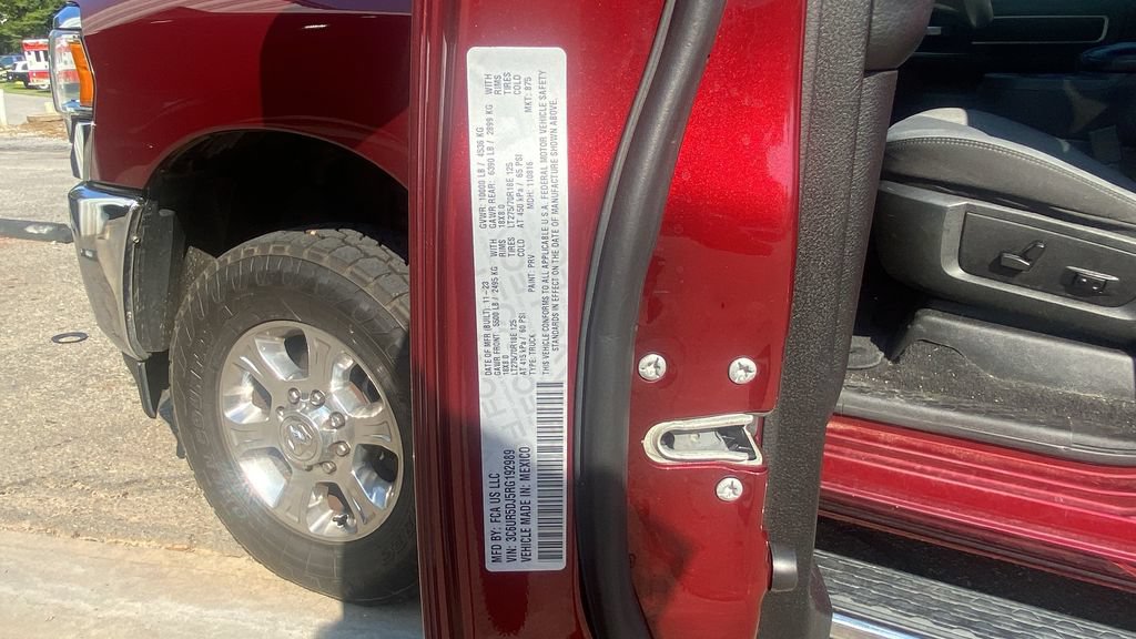 Used 2024 RAM 2500 Big Horn w/ Bed Utility Group AWD/4WD image 18