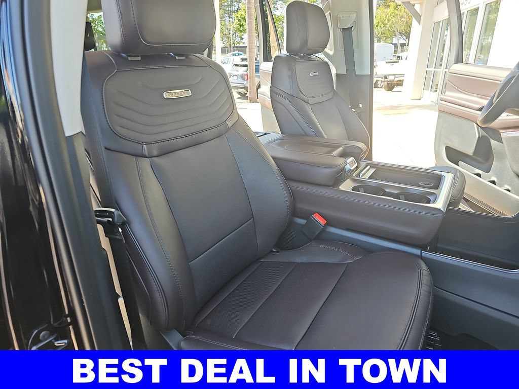 New 2025 Ford Expedition Max Platinum w/ Platinum Ultimate Package AWD/4WD image 10