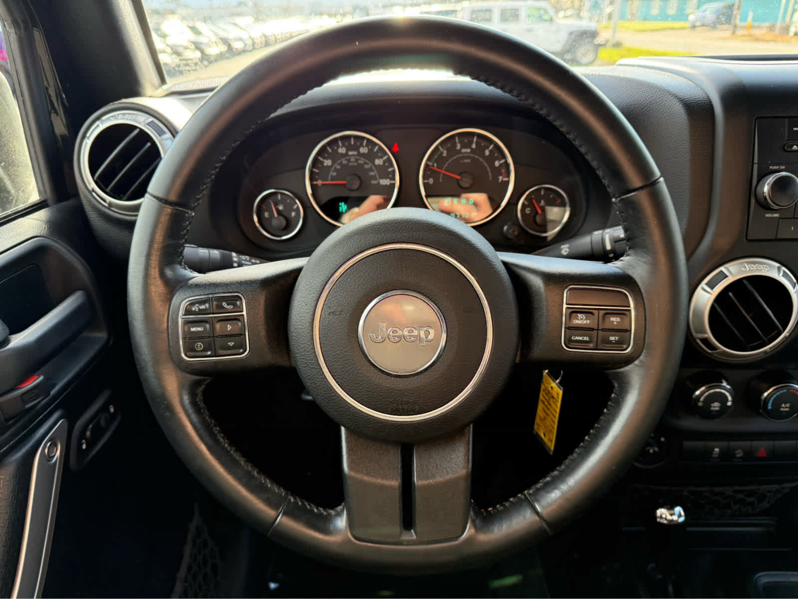 Used 2018 Jeep Wrangler Sahara w/ Connectivity Group image 16