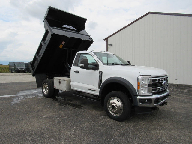 Used 2023 Ford F550 4x4 Regular Cab Super Duty image 32