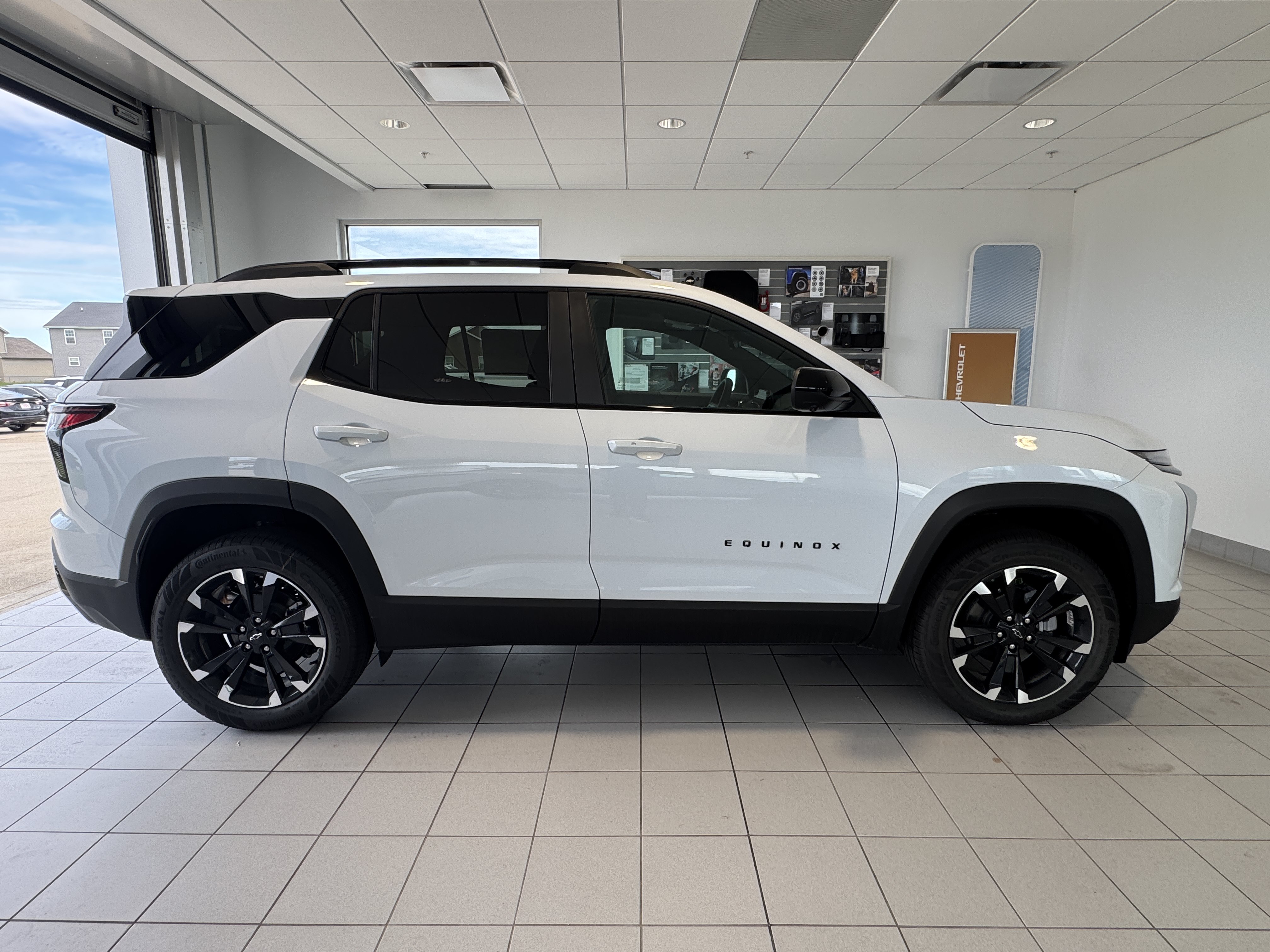 New 2027 Chevrolet Equinox RS w/ Safety and Technology Package AWD/4WD image 7