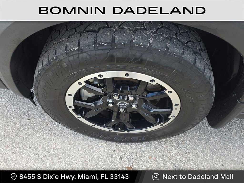 Used 2023 Nissan Pathfinder Rock Creek image 13