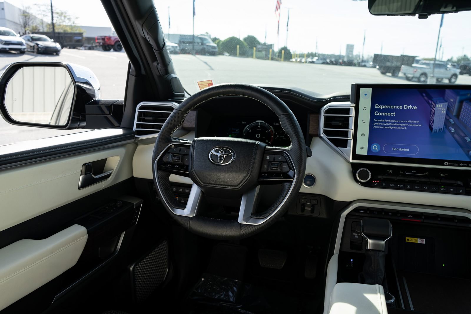 Used 2024 Toyota Sequoia Capstone AWD/4WD image 40