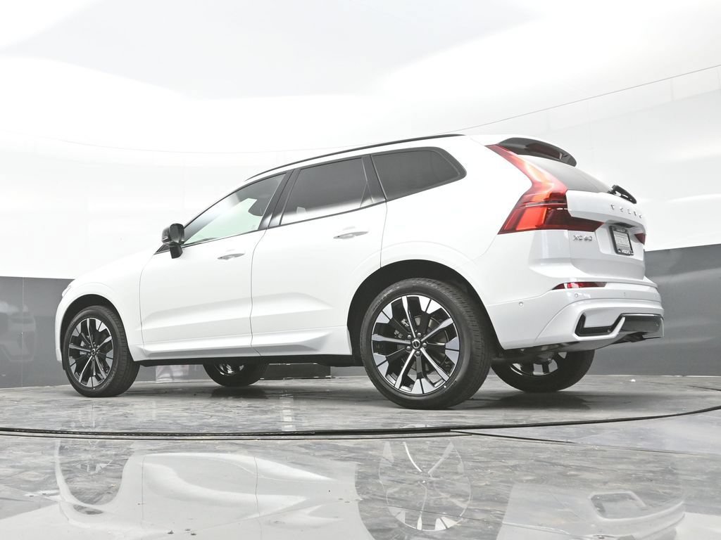New 2026 Volvo XC60 B5 Plus w/ Climate Package AWD/4WD image 21