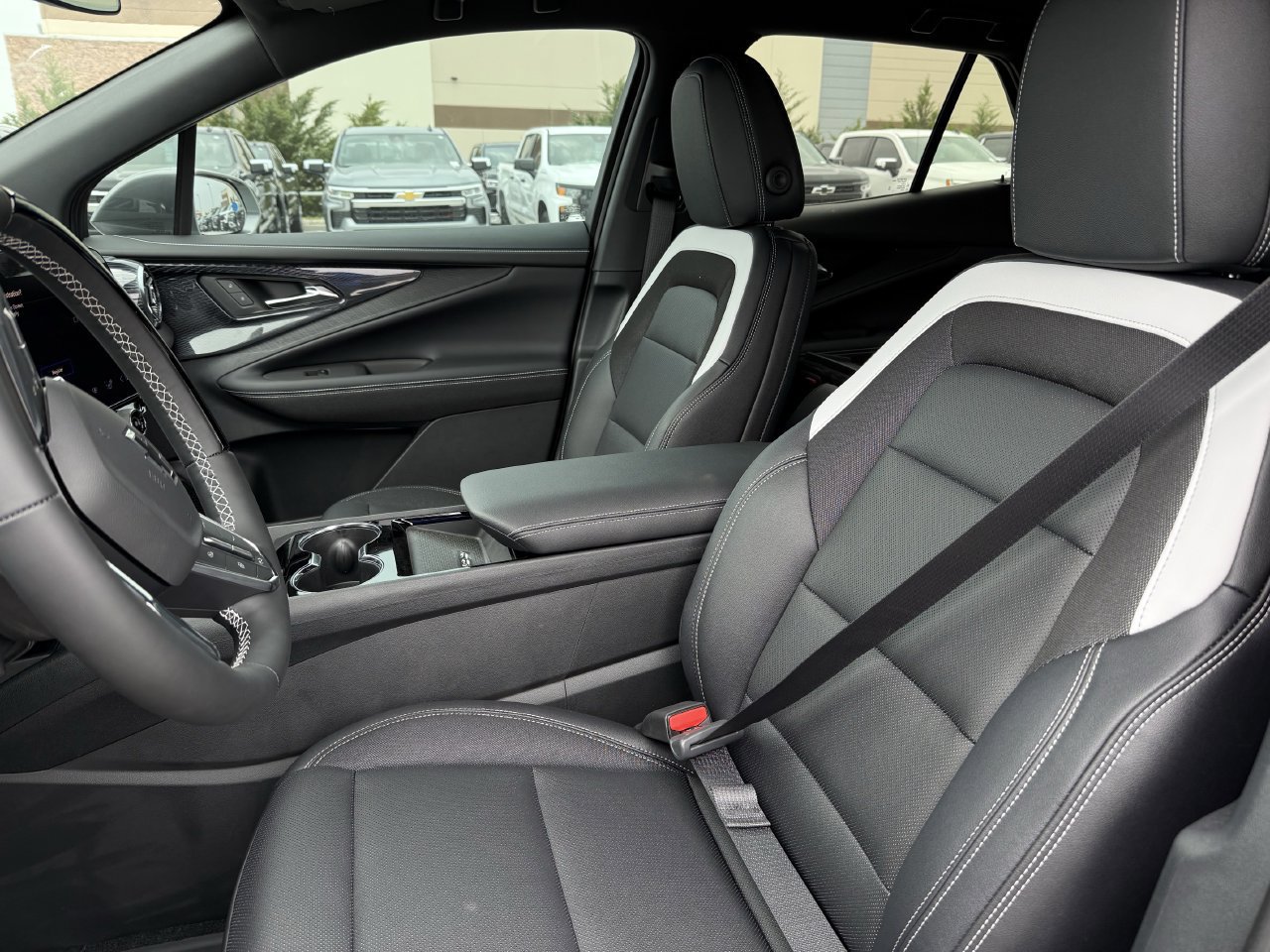 New 2026 Chevrolet Blazer EV LT w/ Super Cruise Package FWD image 19