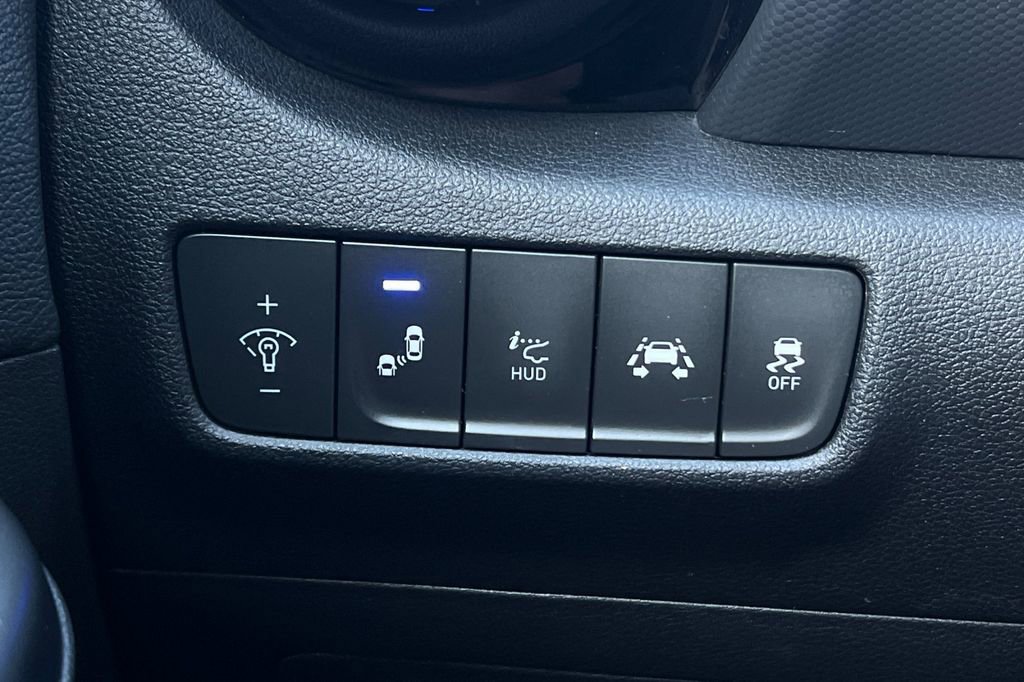 Used 2019 Hyundai Kona Ultimate AWD/4WD image 32