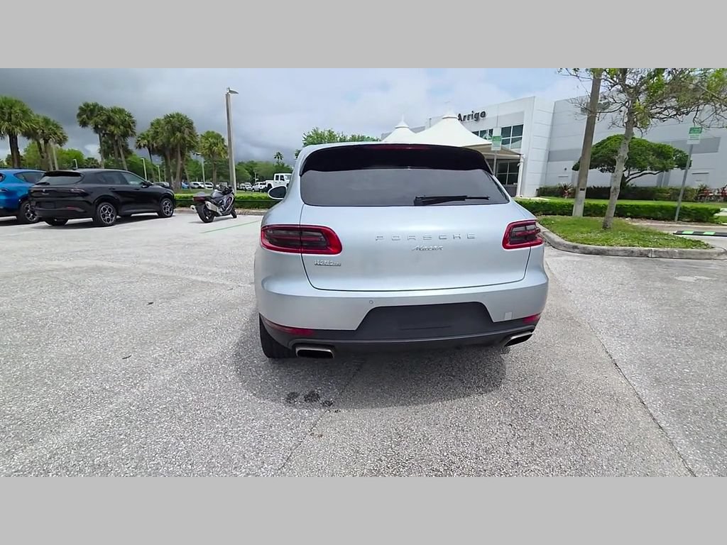 Used 2018 Porsche Macan AWD/4WD image 42