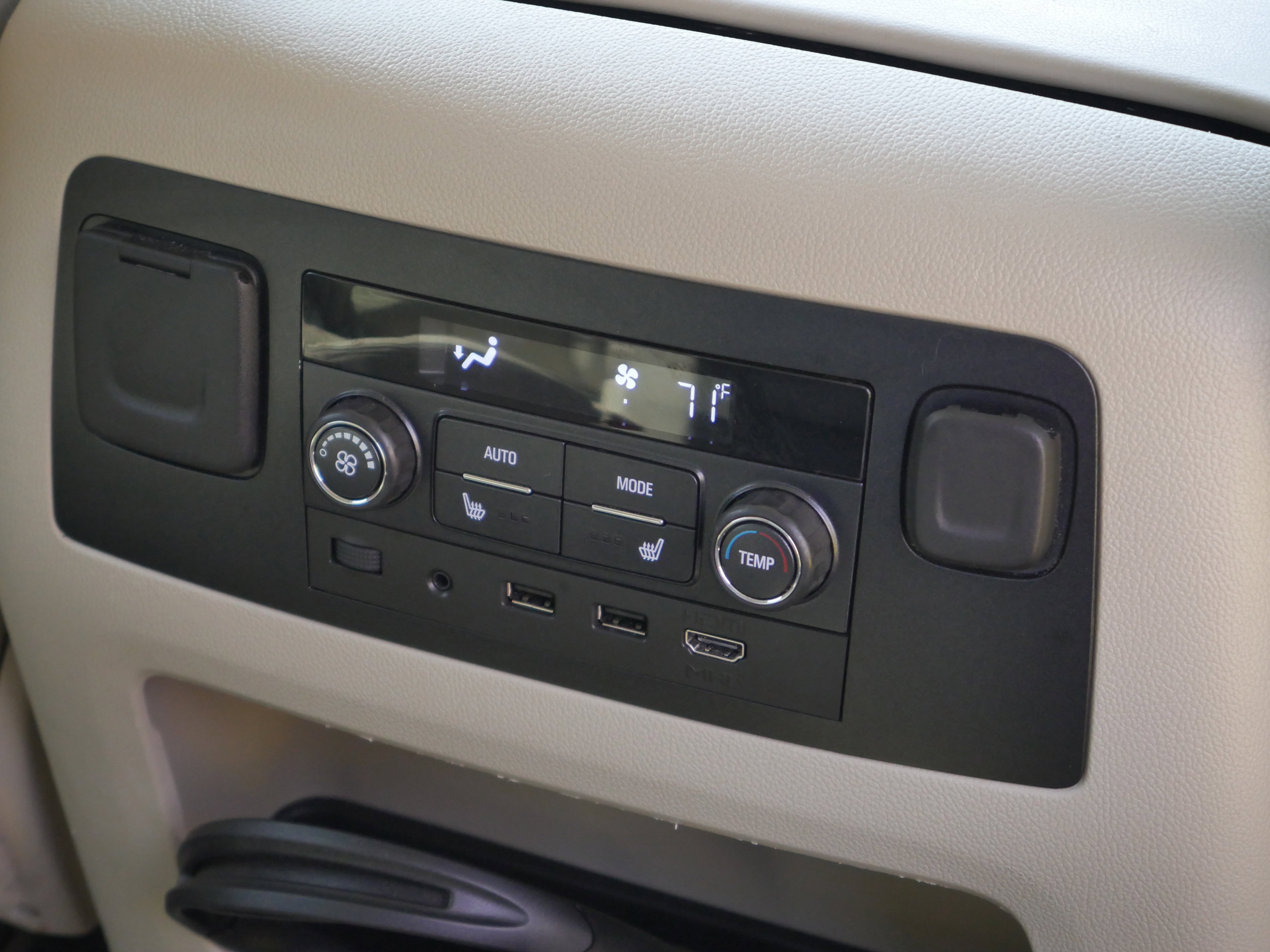 Used 2019 GMC Yukon Denali w/ Open Road Package AWD/4WD image 33