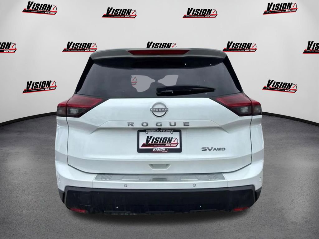 Used 2024 Nissan Rogue SV image 6
