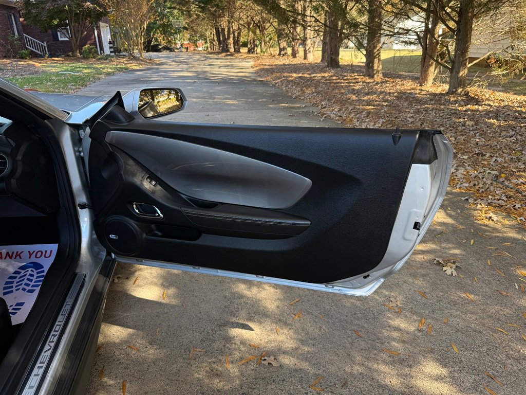 Used 2010 Chevrolet Camaro SS w/ LPO, Ground Effects Package image 53