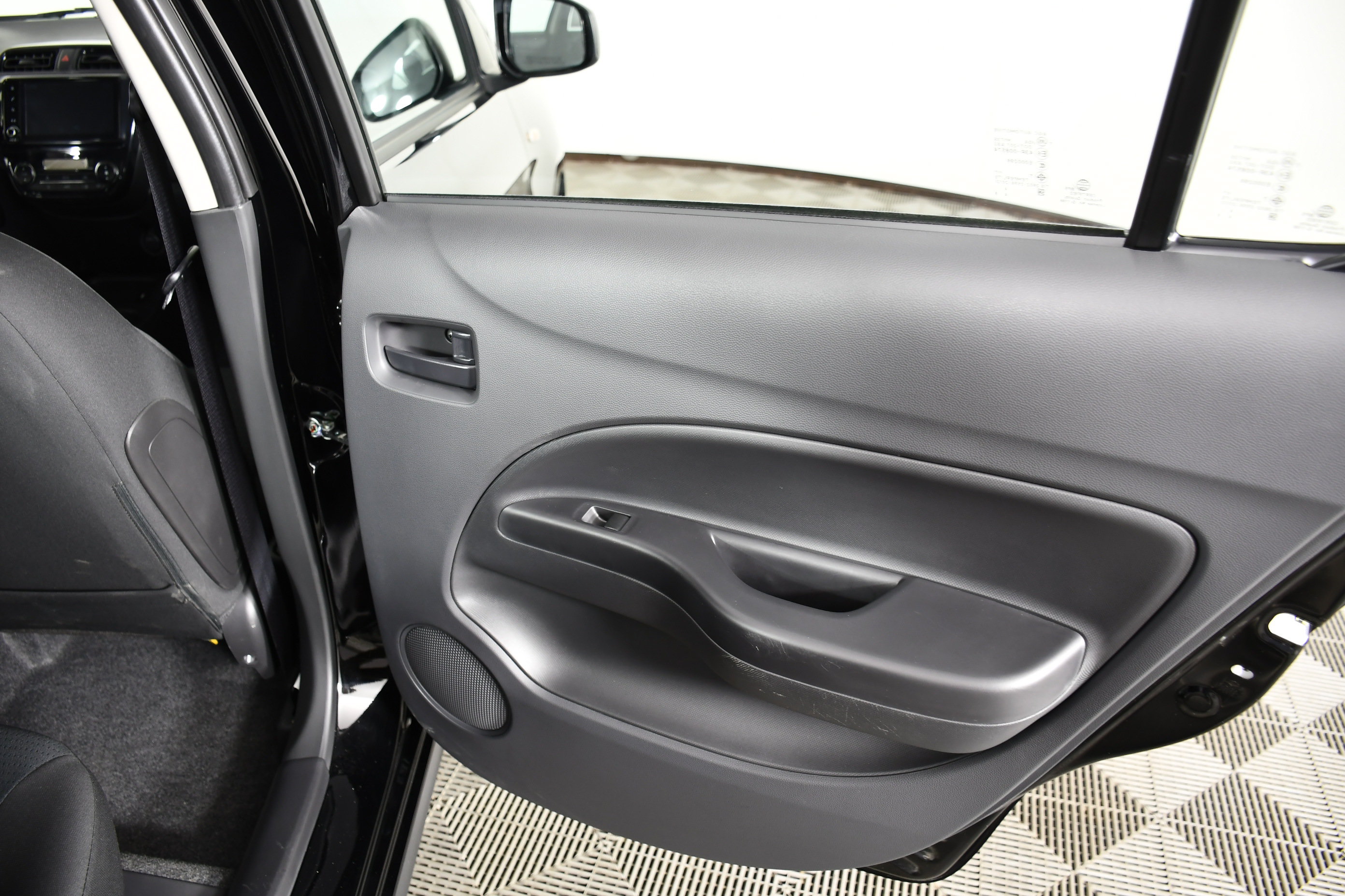 Used 2024 Mitsubishi Mirage G4 LE FWD image 41