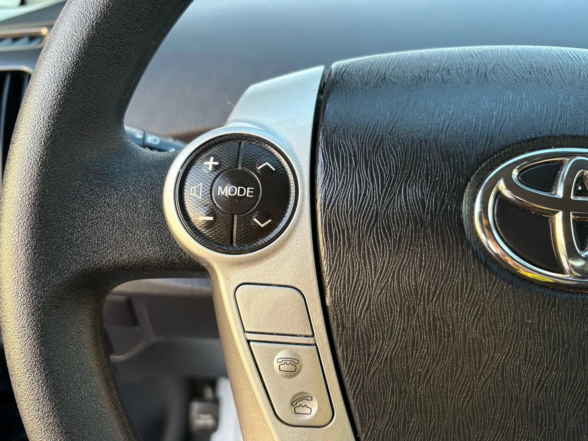 Used 2015 Toyota Prius Two image 14