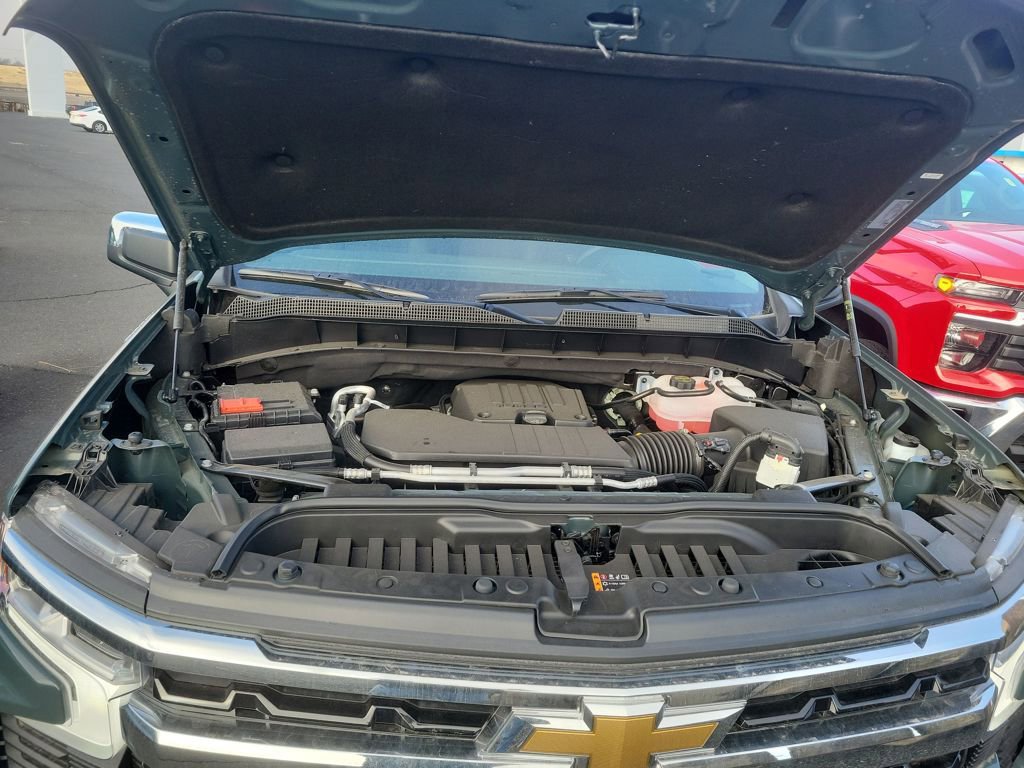 New 2025 Chevrolet Silverado 1500 LT image 28