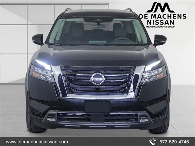 New 2025 Nissan Pathfinder SV image 6