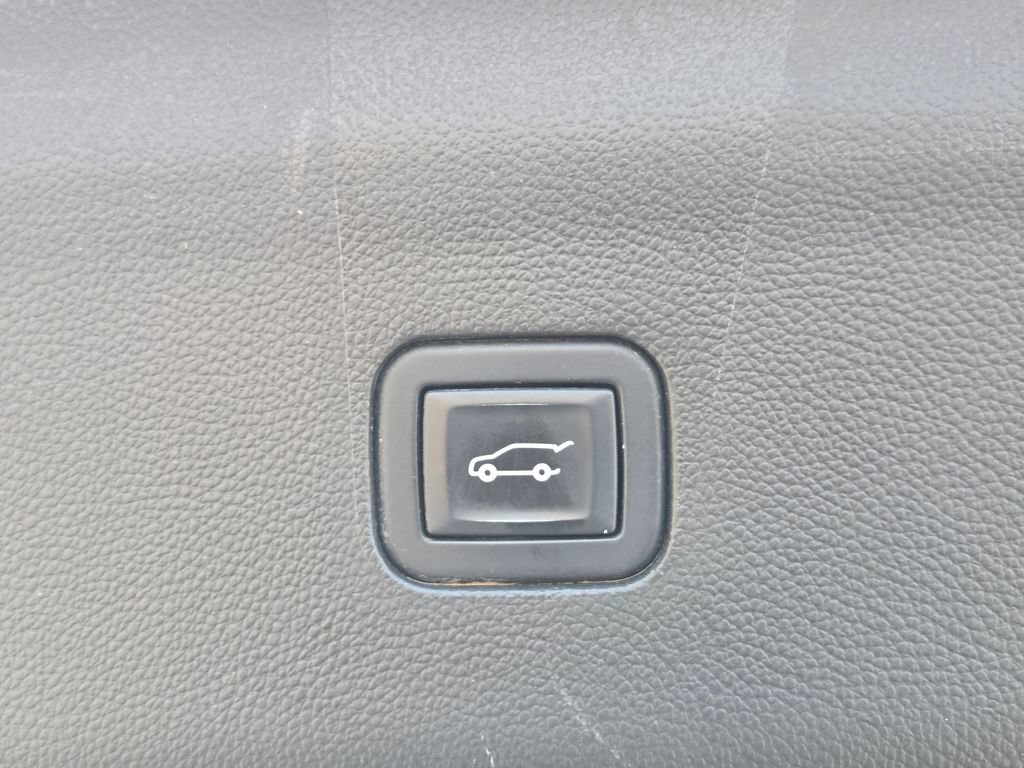 Used 2020 Buick Enclave Essence AWD/4WD image 54