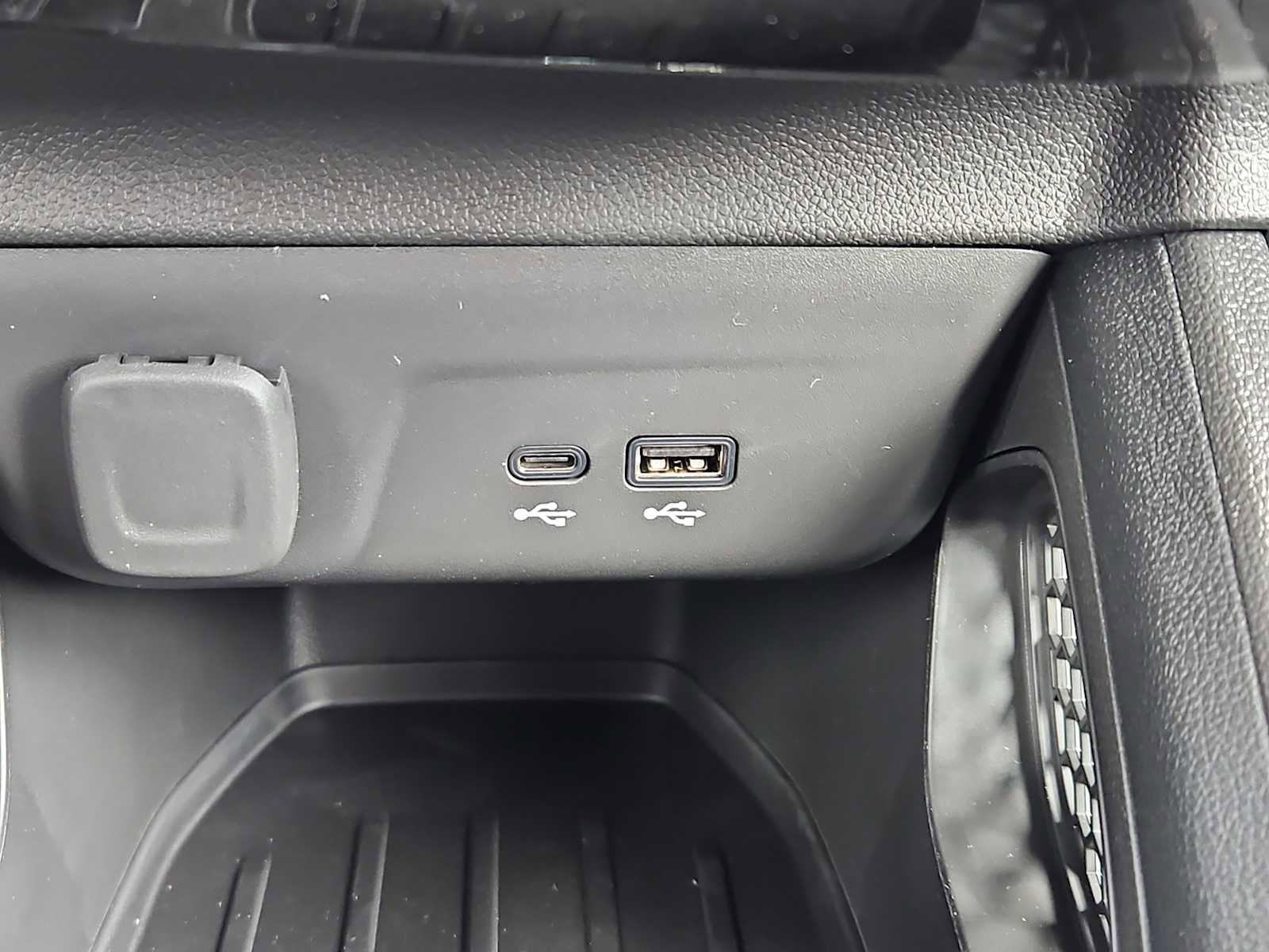 New 2026 Chevrolet TrailBlazer LT w/ Midnight Edition AWD/4WD image 15